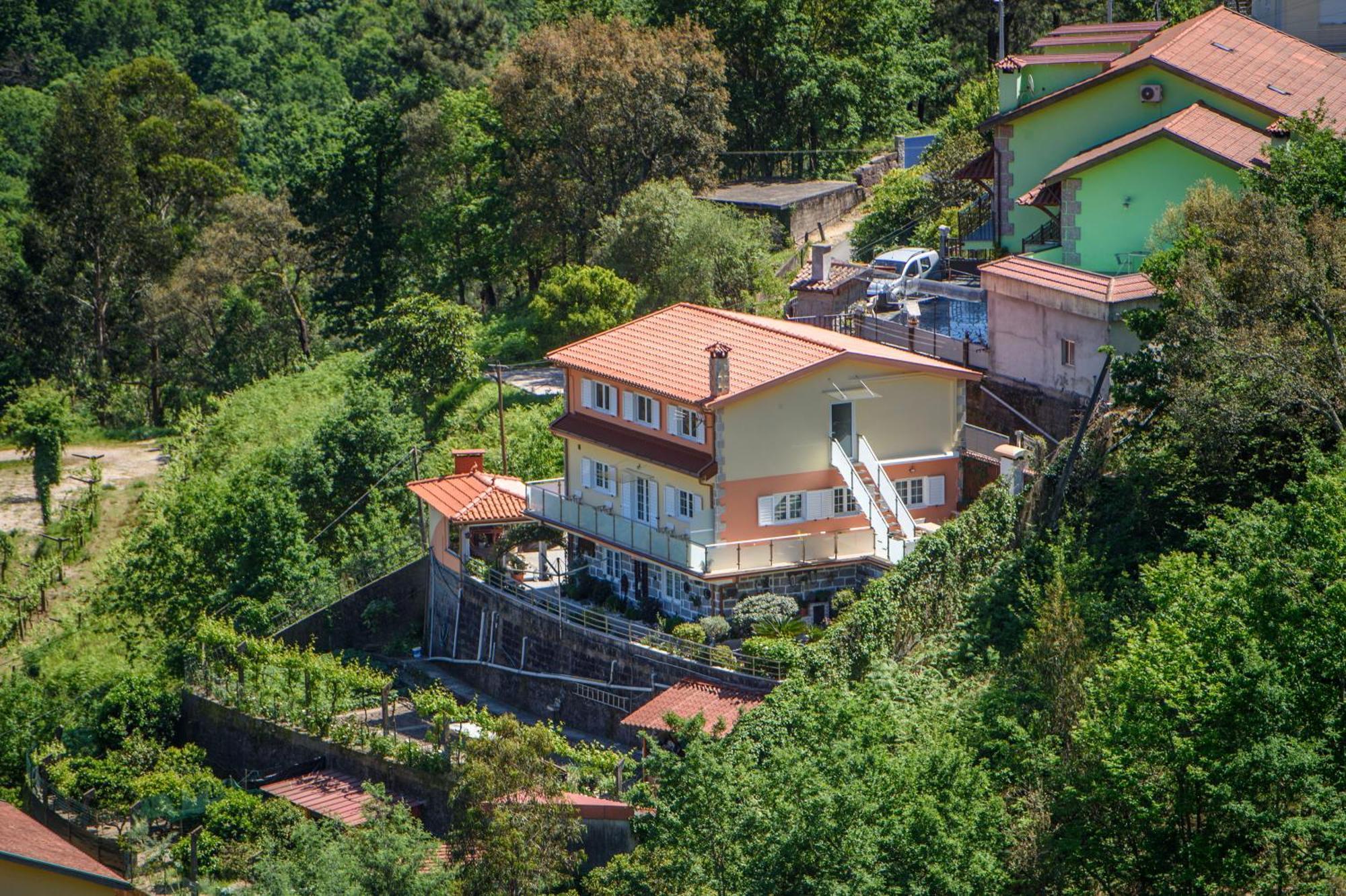 Casa Rigor Rio Caldo Exterior foto